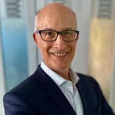 Andrew Scheffer's Instagram, Twitter & Facebook