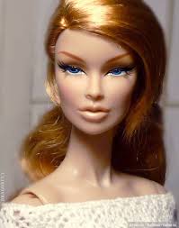 Fashion doll