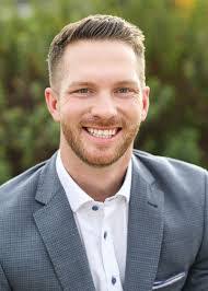 Kasey Rhodes's Instagram, Twitter & Facebook