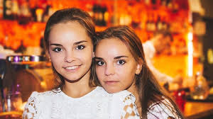 Jun 13, 2021 · дина и арина аверины выиграли четыре из пяти золотых медалей в индивидуальных дисциплинах на чемпионате европы. Peterburzhenki Dina I Arina Averiny Zavoevali Shest Zolotyh Medalej Na Chm Po Gimnastike