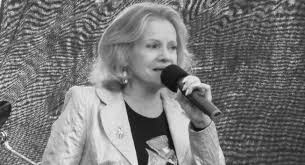 Maybe you would like to learn more about one of these? Zemrela Eva Pilarova Swing Jazz I Pop Ji Byl Vlastni Hudebni Scena