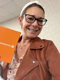 Peggy Stein's Instagram, Twitter & Facebook