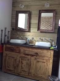 15 Meuble Salle De Bain Ancien En 2020 Salles De Bains Anciennes Meuble Salle De Bain Salle De Bain Retro