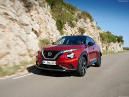 The nissan juke 2021 comes in a suv and hatchback and competes with similar models like the toyota corolla, volkswagen golf and mazda 3 in the under $40k category category. Poso Kostizei To Neo Nissan Juke Sthn Ellhnikh Agora Ton Ianoyario Autoepiskevastis