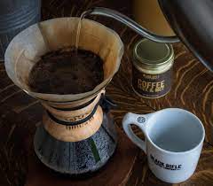 His claim is that this concoction will kickstart your energy and make you lose tons of weight. Does Bulletproof Coffee Live Up To The Hype