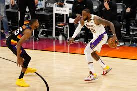Wesley matthews (los angeles lakers) with a buzzer beater vs the phoenix suns, 05/09/2021. Ondbms4dsdqdim
