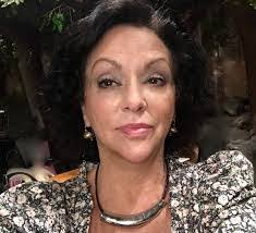 Kelley Sweeney's Instagram, Twitter & Facebook