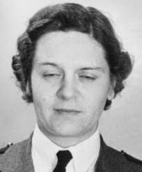 Evelyn Hardwick's Instagram, Twitter & Facebook