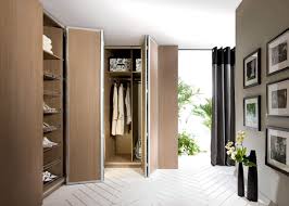 Porte pliante en bois simple manuelle indue ferrerolegno. Portes Pliantes Placardstyl