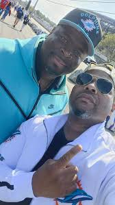 Dolphins postgame show with special guests