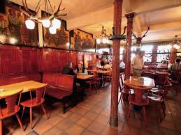 Entdecke (und sammle) deine eigenen pins bei pinterest. Zum Gemalten Haus Frankfurt