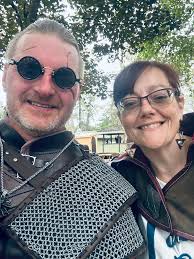 Family and myself went to our “Shire” (PA Renn Faire) with LoTR inspired  outfits 🤓