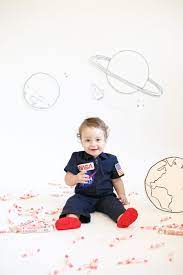 Baby carrier rocket and astronaut halloween costumes. Make A Baby Astronaut Costume For Halloween Lovely Indeed