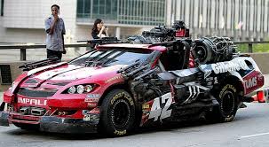 Much like the mustang, the new camaro sports an evolutionary design that blends styling cues seen on the previous generation with some classic features. Nascar Transformer Cars Nascar Transformers 3 Cars Jimmie Johnson Nascar Transformers 3 Cars Transformers Cars Transformers Cars Movie