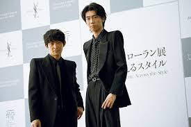 イベントレポート＞津田健次郎とidomがサンローランの回顧展イベントに登壇「イマジネーション大爆発」 | Daily News | Billboard  JAPAN さん