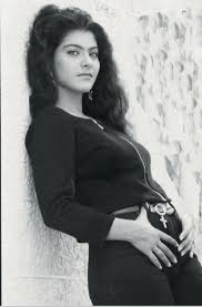 Kajol Hakkinda Bilgiler Kajol Filmleri Kajol Dizileri Kajol Resimleri Kajol Haberleri V Bollywood Actress Vintage Bollywood Most Beautiful Indian Actress