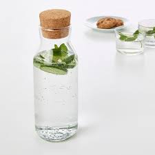Ikea 365 Karaffe Mit Stopsel Klarglas Kork Hol Dir Dein Lieblingsstuck Ikea Deutschland In 2020 Ikea 365 Clear Glass Ikea