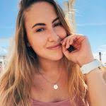 Lawanda Dennis's Instagram, Twitter & Facebook