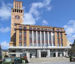 It was populated mainly by germans between world wars i and ii, when it was known as gablonz an der neisse. Datei Jablonec Nad Nisou 172 Nova Radnice Mirove Namesti Jpg Wikipedia