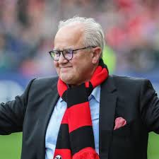 Die verhandlung ist nicht öffentlich. Der Neue Dfb Chef Und Winzer Fritz Keller Im Stern Portrat Stern De