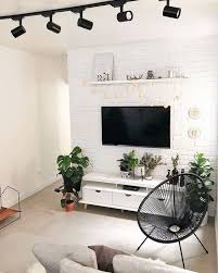 Oui tous les écrans s'accroche au mur il faut juste un bon mur beton ou placo. 12 Idees Pour Amenager Un Coin Tv En Changeant Juste 1 Mur