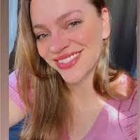 Ana Mallen's Instagram, Twitter & Facebook