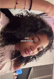 Sola Jessie Reyez Cover