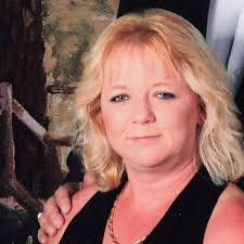 Karen Greenlee's Instagram, Twitter & Facebook