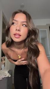 Katherine Henke's Instagram, Twitter & Facebook