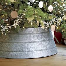 Whether you want to make your christmas tree hat box. 25 Great Diy Christmas Tree Stands And Bases Shelterness