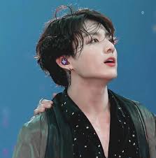 Jungkook is the name of the main vocalist group and hot dancers of the korean music group known as bts and bangtan boys. 1000 Images About Jungkook With Long Hair 2019 2019 On We Heart It See More About Bts Jungkook And Bangtan