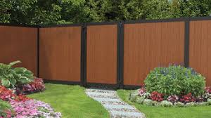 For years, we have served the homeowners and business owners of chicago, il, by providing them with the highest quality. Best 15 Fence Contractors Installers In Chicago Il Houzz