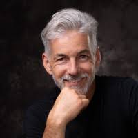 Aldhair Vera Camacho email address & phone number