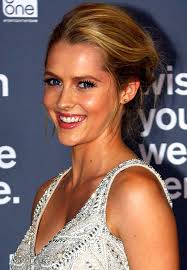 Happy birthday Mary Palmer 2025 UScellular 5:02 PM < 4 77% Juanita's post  Like Comment Share နပိုပထု့် 유조영농,자연까. Biaroil อนพันงย رمعد Mary! M Lary  Campsie Grothendieck CampsieGrothendieck+1 12