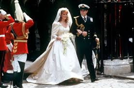 Sarah ferguson began her journalism career in newspapers in the uk before moving to france, where she worked as a. 1986 Lauteten Die Hochzeitsglocken Zehn Jahre Spater Folgte Die Scheidung Doch Ganz Glucklich Sollen Sarah Fergie Ferguson Und Prinz Andrew Mit Ihrer Trennung Nie Gewesen Sein Nun Mehren Sich Geruchte Die Beiden