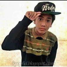 Hasil gambar untuk profil dan biodata pemeran dilan iqbaal