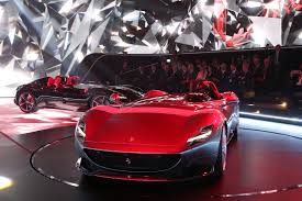 Putting the sp1 or sp2 in your garage costs $1.75 million. Ferrari Zeigt Monza Sp1 Und Monza Sp2 Eurotuner News