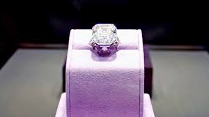 2 and elizabeth taylor's diamond ring is part of the collection of items available. The Fascinating History Of Elizabeth Taylor S Engagement Ring