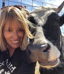 Roberta Russo's Instagram, Twitter & Facebook