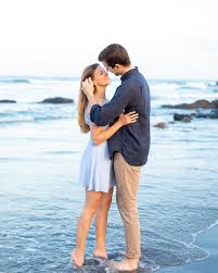 Going in for the kiss… look at how he tucks her hair back 😭 The sweetest!!  #newhampshireengagementphotographer #nhweddingphotographer #nh  #portsmouthnh #yorkme #maineweddingphotographer #mainewedding #nhwedding  #bostonweddingphotographer ...