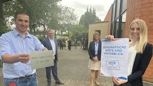 Ernst werden weitere straftaten, wie ein messerangriff auf einen asylbewerber und ein überfall auf einen lehrer vorgeworfen. Schule Tragt Jetzt Namen Des Ermordeten Walter Lubcke Wolfhagen