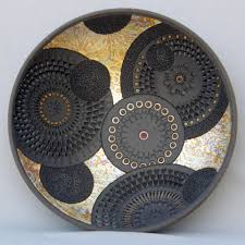 Julie Berndt Ceramics "Highly textured wall pieces & vessels with additions  of inset stones, woven reed, & gold leaf. Each impr… | Clay plates, Clay, Pottery  plates