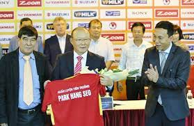 Đội hình kỳ lạ của hlv park hang seo dễ làm đối thủ choáng. Hlv Park Hang Seo Chinh Thá»©c Dáº«n Dáº¯t Tuyá»ƒn Viá»‡t Nam Baotintuc Vn