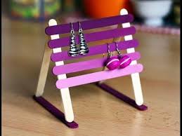 Diy Craft Shelve Jewelry Cute For Baby Girl Using Popsicle Stick Craft For Kid Easy Mother S Day Crafts Craft Stick Crafts Diy Earring Holder