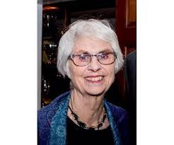 Mary Comer's Instagram, Twitter & Facebook