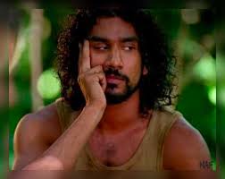 Naveen Andrews fans added a new photo.