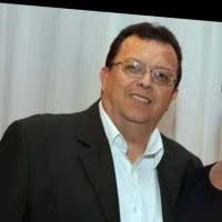 100+ perfis com “Edison Edison”