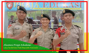 Persatuan dan kesatuan dalam arti ideologis, ekonomi, politik. Informasi Penerimaan Bintara Polri