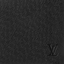Authentic louis vuitton soft trunk nw. Porte Monnaie Et Porte Cartes Cuir Taiga Homme Louis Vuitton