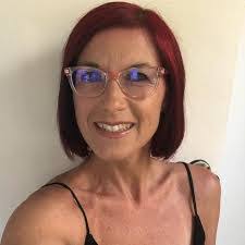 Margo Nicholson's Instagram, Twitter & Facebook